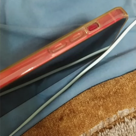 苹果13单卡美版电池83便宜处理 感兴趣的...