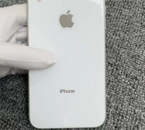 苹果XR，国行128，全原99新，电池83...