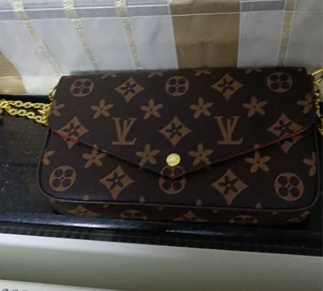 小单肩包 感兴趣的话点“我想要”和我私聊吧~