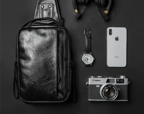 男士胸前包斜挎包潮牌小背包 买来没背过 新...