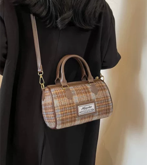 波士顿手提包女2023秋冬新款小众设计呢子...