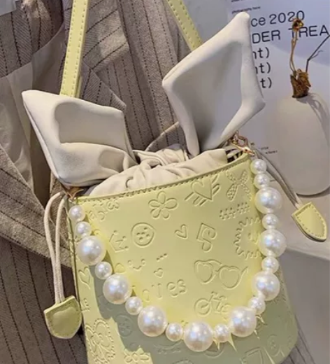 珍珠链条水桶包包 可斜挎可手提 背过一次 ...