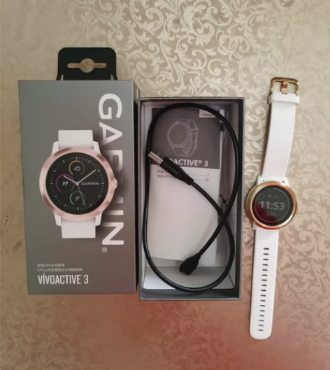 Garmin 佳明 Vivoactive3...