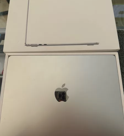 苹果电脑Macbook air 22年13...