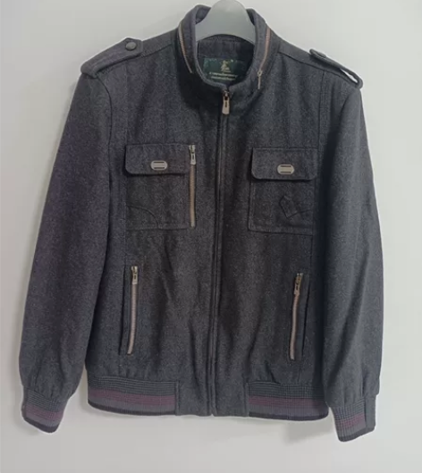 LMN/啄木鸟休闲夹克  L码 从北京购买...