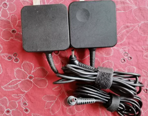 原装联想45W适配器 输出：20V2.25...