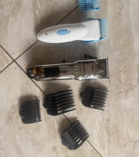 理发器处理 成人款1个黑色 几乎全新，无包...