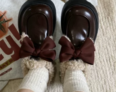 甜桃星球 蝴蝶结厚底加绒小皮鞋女秋冬JK棉...