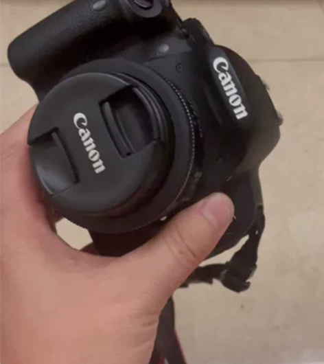 佳能EOS700d单反相机 自用，爱护很好...