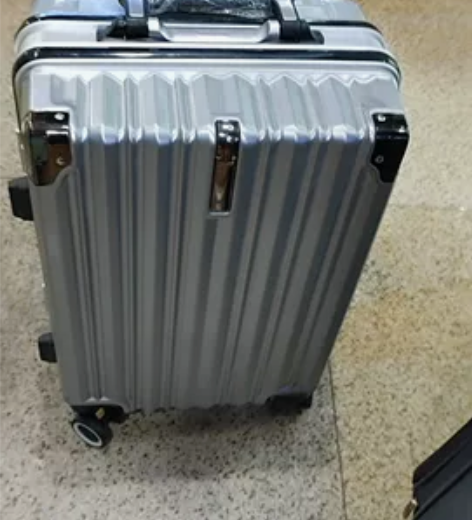 20寸pc料，铝合金框拉杆箱处理，全新， ...