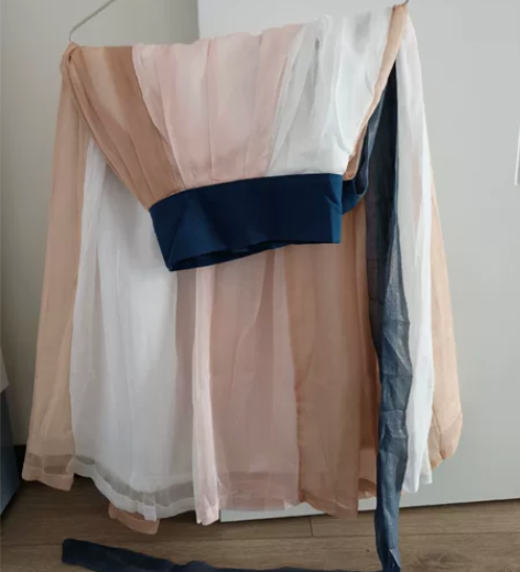 包邮司南阁一片式齐腰襦裙破裙 s码，总裙长...