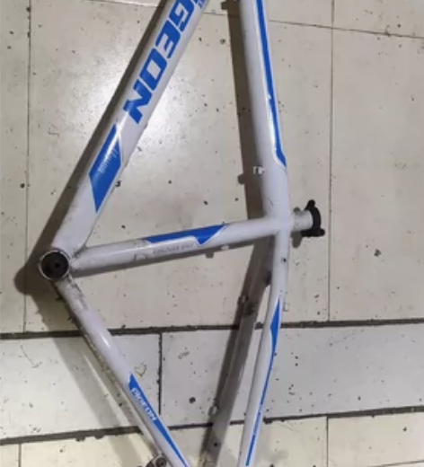 26寸飞鸽山地车 车架,碟刹钢架,净重约3...