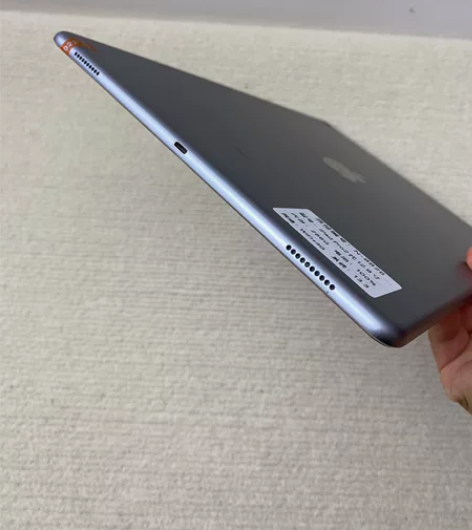 新机 二代iPad Pro 美女就用了三天...