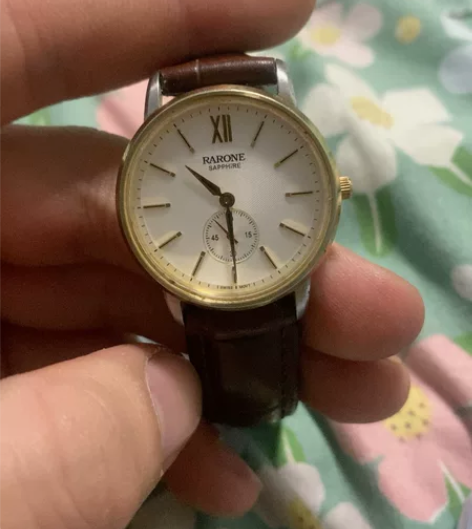 手表没电了，一直放在那里没怎么带，有喜欢的...