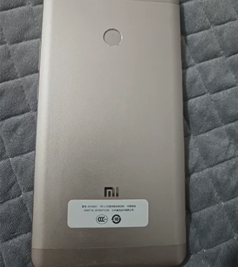 闲置一款自用小米MAX，32G内存，电池不...