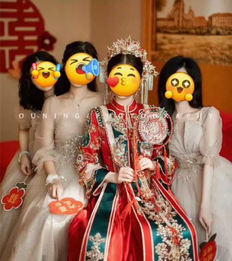 ?御禧高端婚服私人订制 【红绿撞色】秀禾服...