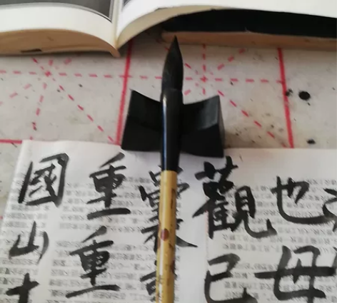 本人只写小楷，闲置善琏湖笔一只。天官牌，王...