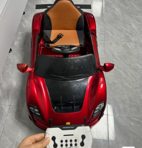 小孩子没怎么玩闲置了，车子还是好的。 可以...