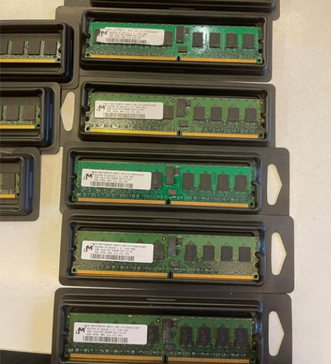 镁光DDR2的服务器内存 PC2-3200...