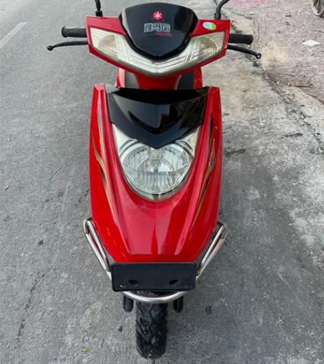 15年8月出厂豪悦摩托车雅马哈发动机125...