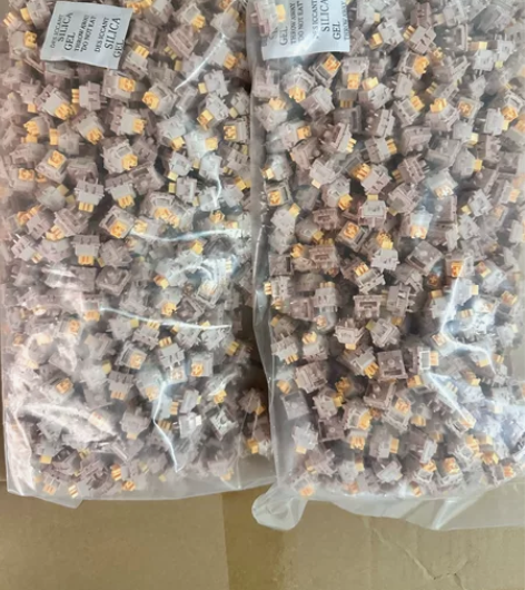 全新高特静音水蜜桃轴V2轴0.8元每颗，包...