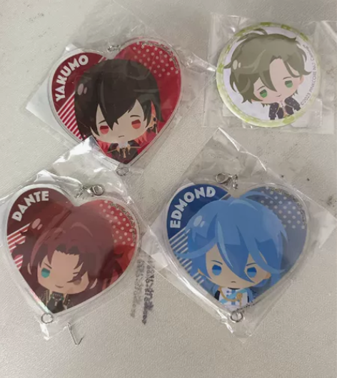 新世界狂欢抽赏  挂件吧唧25r/个，奥利...