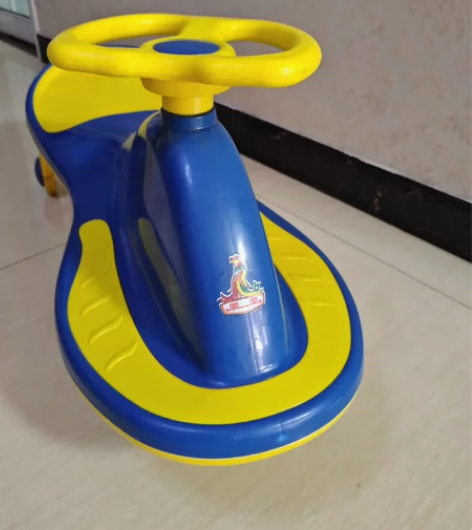 凤凰儿童扭扭车九成新，静音闪光轮，没怎么骑...