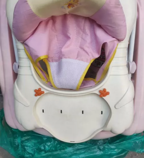 婴儿学步车，给钱就卖，限同城自提 感兴趣的...