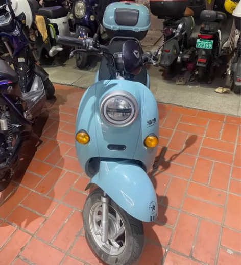 雅迪电动车只开了4000公里超级新喜欢的来...