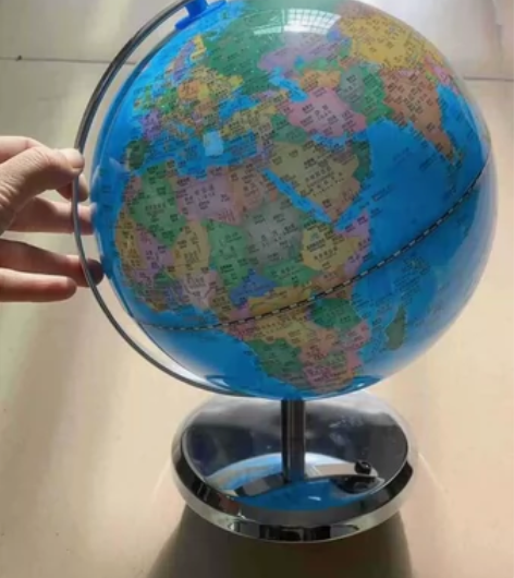 文具店不开了处理一批新版智能AR地球仪 A...