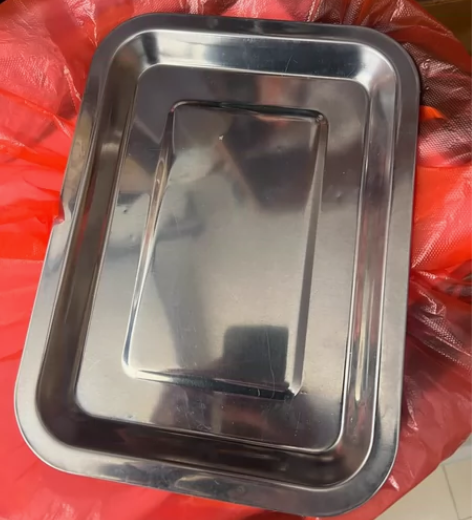 不锈钢盘子26*20*6 八成新 有深底和...