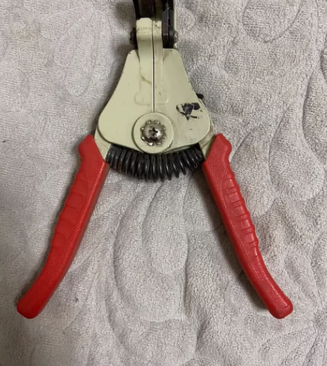 自动剥线钳 多功能圈线器 剪线钳 耐高温。...