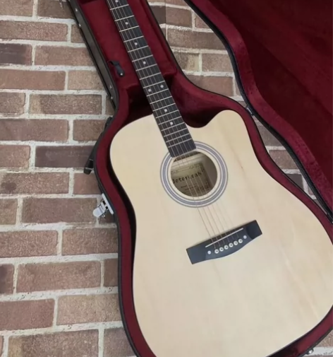 亏本清仓吉他只剩几把半价秒杀雅马哈出原价1...