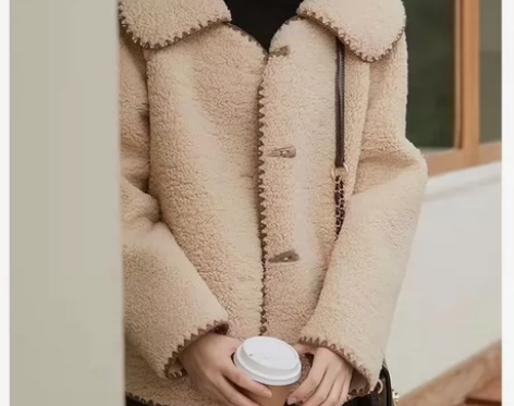 羊羔毛外套2023春款文艺复古风娃娃领羊羔...