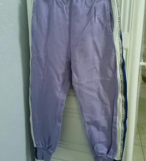 运动裤110码，满50包邮。穿一洗一。 感...