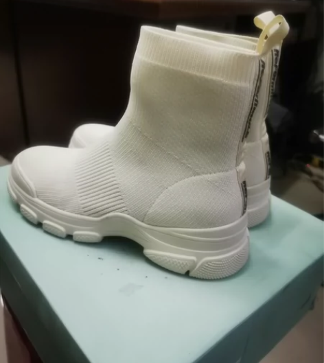 包邮,37码星期六飞织运动袜靴,全新的没穿...