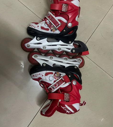 儿童溜冰鞋，31-34码可穿 感兴趣的话点...