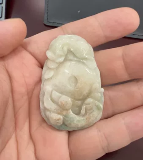 玉石挂坠 如图 吉祥如意，招财进宝几乎全新...