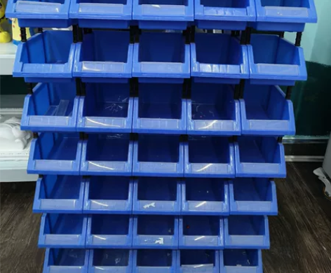 组合式配件收纳盒45个，9成新，转给有需要...