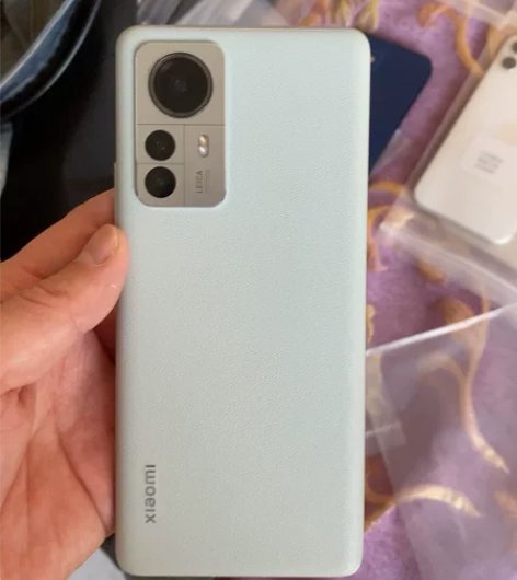 成色好无划伤便宜出 感兴趣的话点“我想要”...