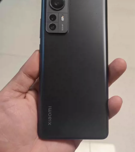 小米12X，8+128G全程带套。成色很好...