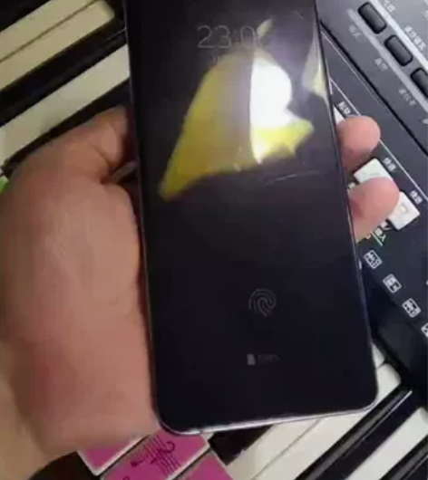 三星s20U 12+128正常使用 6.9...