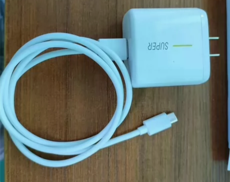 (19.9元清仓包邮)65W闪充头适用于O...