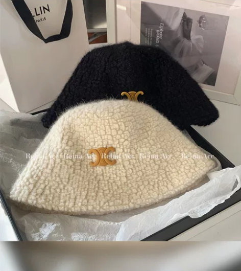 【全新包邮】凯旋门高版本秋冬新款毛绒渔夫帽...