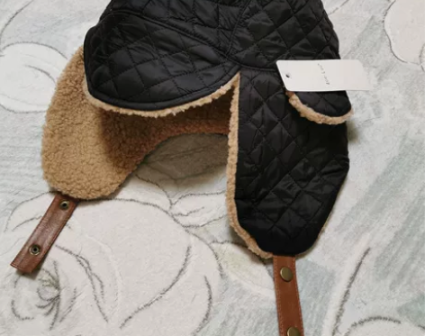 全新雷锋帽，黑色，防风防寒护耳，全新有吊牌...