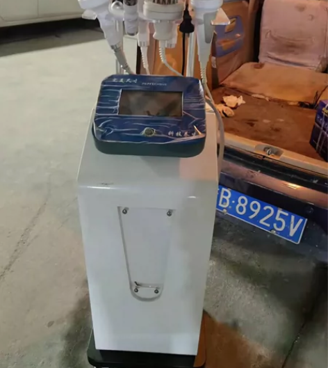 美容院仪器 基本没怎么用过需要的自己过来提...