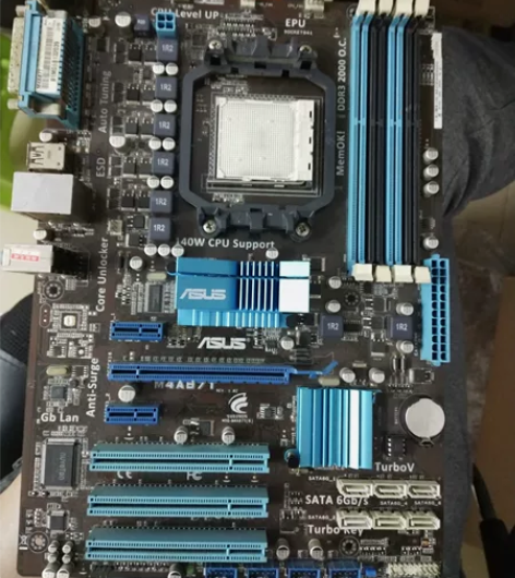 华硕asus m4a87t主板，cpu是a...