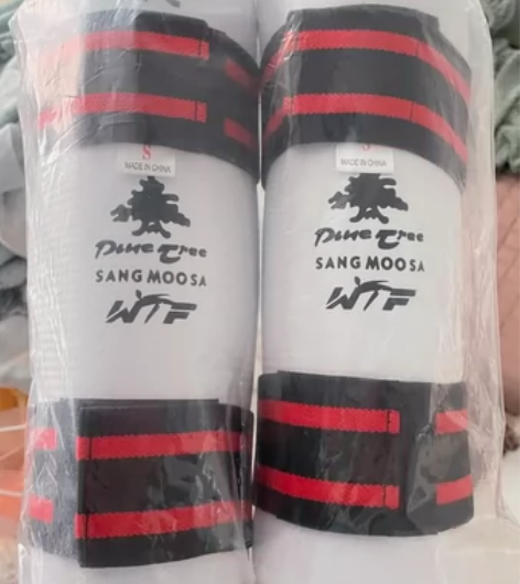 跆拳道少儿比赛护具，全新 感兴趣的话点“我想要”和我私聊吧～