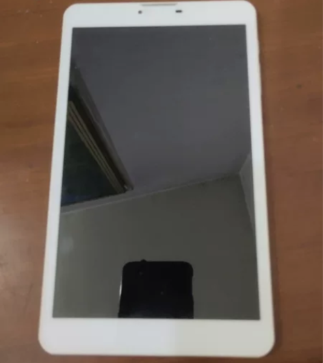 台电p80平板电脑，闲置，usb充电端口里...