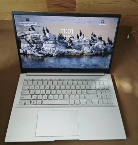 华硕无畏Pro15 2022款笔记本锐龙R...